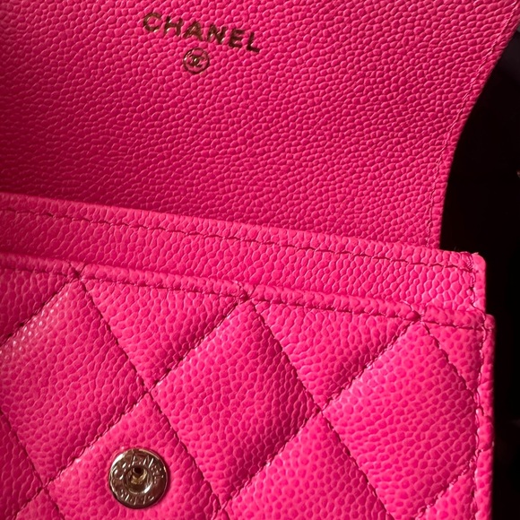 BNWT Auth Chanel hot pink card holder completely sold out - Picture 4 of 5
